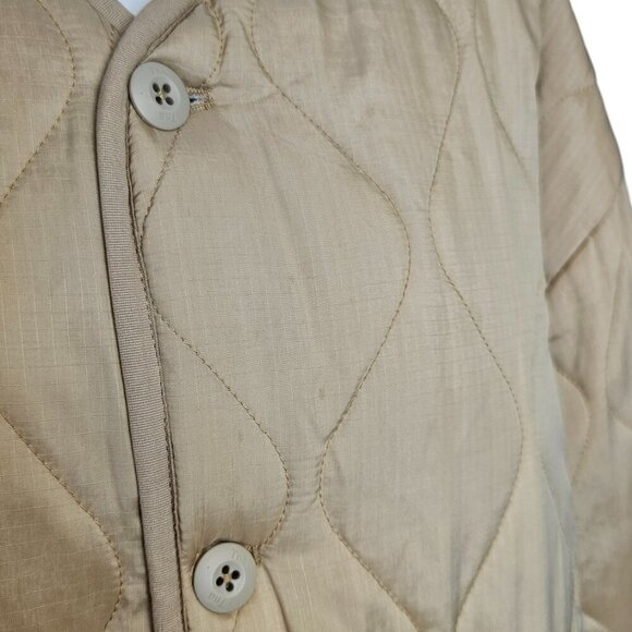 Aritzia TNA Pratt Sherpa Lined, Quilted Jacket, Light Tan, Relaxed, Size Large - Picture 3 of 8